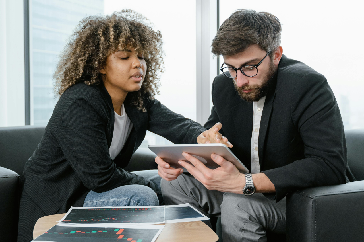 empresas viendo si inteligencia competitiva